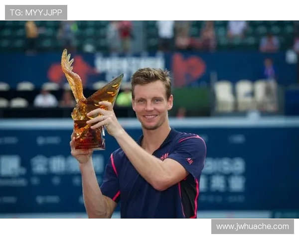 深圳网球队在选拔赛中以67分稳居积分榜首位 深圳网球队在选拔赛中以67分稳居积分榜首位