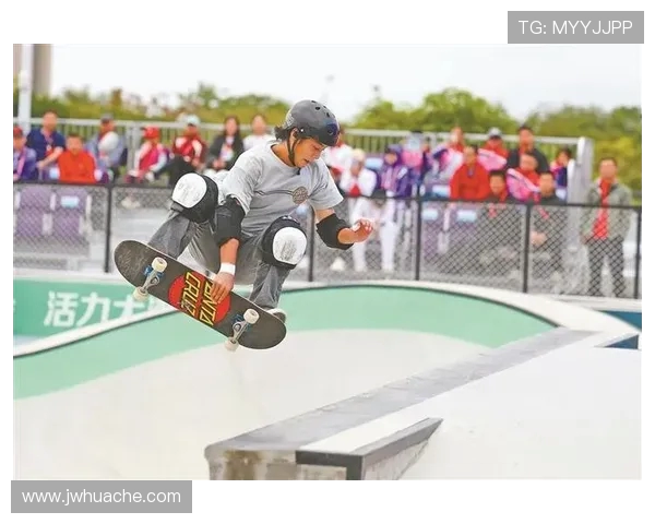 聚焦滑板运动：上海滑板队如何通过团队协作提升竞技水平与默契配合