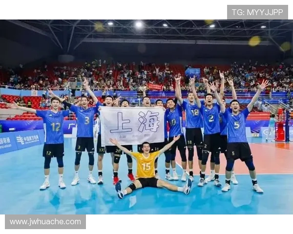 重庆排球队的耐力之道：揭秘排球巨献背后的训练与坚持