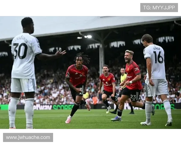 巴黎与曼联激战实况录像回顾精彩瞬间与战术分析