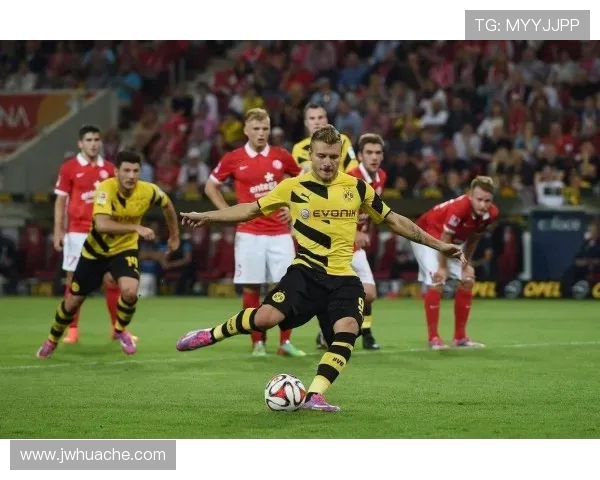 弗赖堡与多特蒙德比赛前瞻及比分预测分析详解 弗赖堡与多特蒙德比赛前瞻及比分预测分析详解