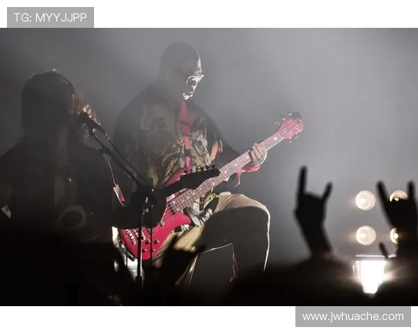 斯通斯乐队的音乐传奇与影响力探讨：从摇滚先锋到文化象征的演变之路