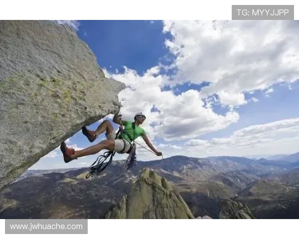 北京极限运动队在攀岩联赛中的灵活性表现及其对赛事的影响分析 北京极限运动队在攀岩联赛中的灵活性表现及其对赛事的影响分析