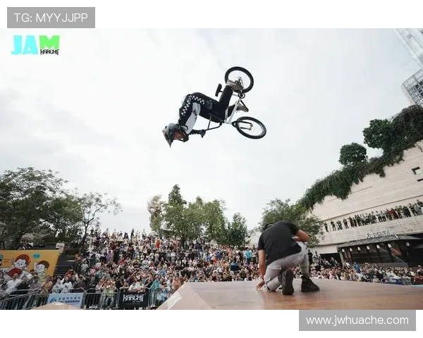 南京极限运动队在滑板精英赛中的耐力表现分析与点评